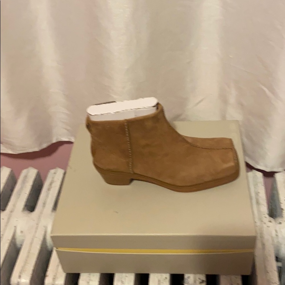 Chestnut Block Ankle Boot - Women UGG®